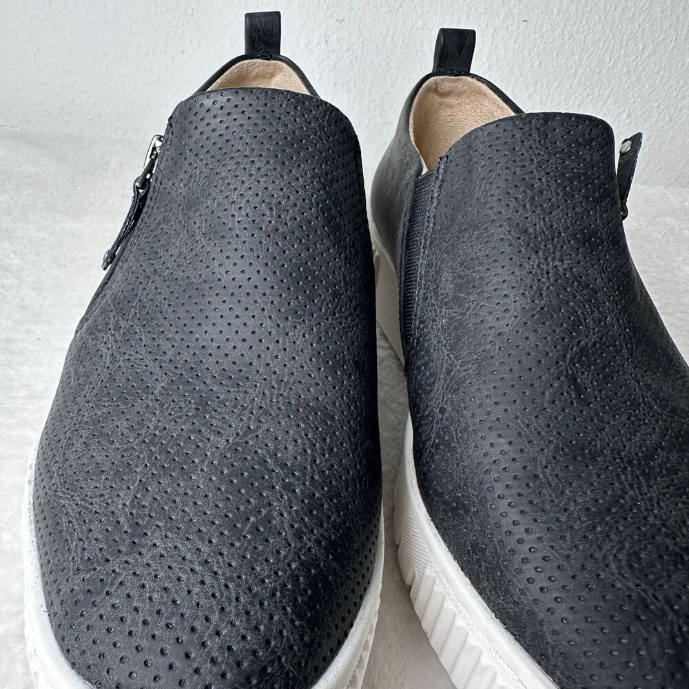 Soul Naturalizer Turner Slip-on Sneakers Women's Black FauxLeather Shoe- 7 WIDE - Picture 6 of 16